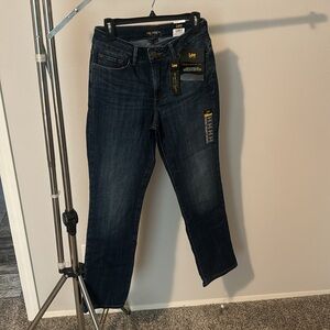 Lee jeans, regular straight leg mid rise size 4